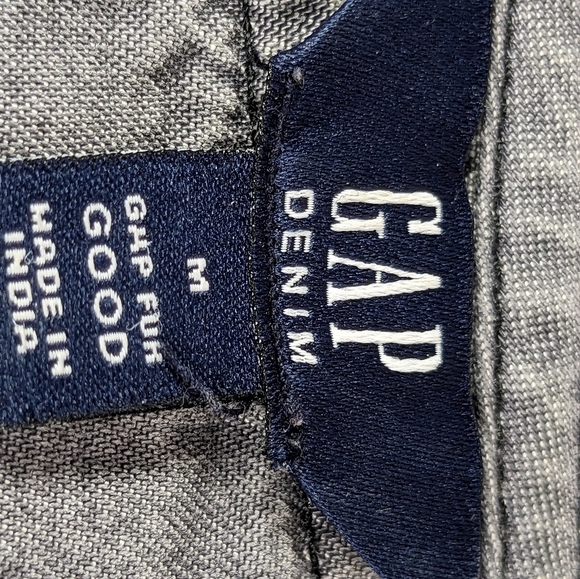 Gap Women's Long Flare Sleeve Chambray Size Medium popover Top Keyhole Back b12 - Picture 3 of 10